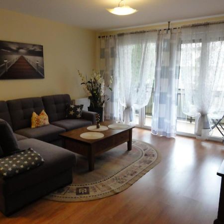Apartement Basti โปเบียโรโว ภายนอก รูปภาพ