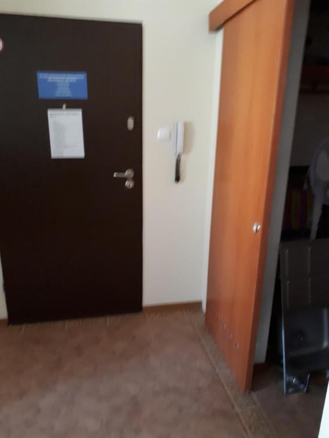 Apartement Basti โปเบียโรโว ภายนอก รูปภาพ