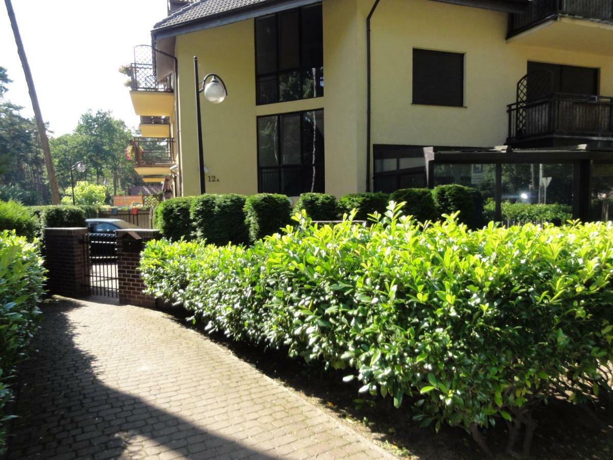 Apartement Basti โปเบียโรโว ภายนอก รูปภาพ